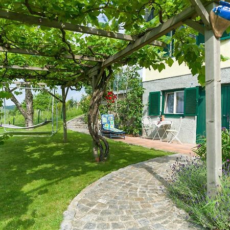 Das Weinberghaus Ratsch an der Weinstraße Exterior foto